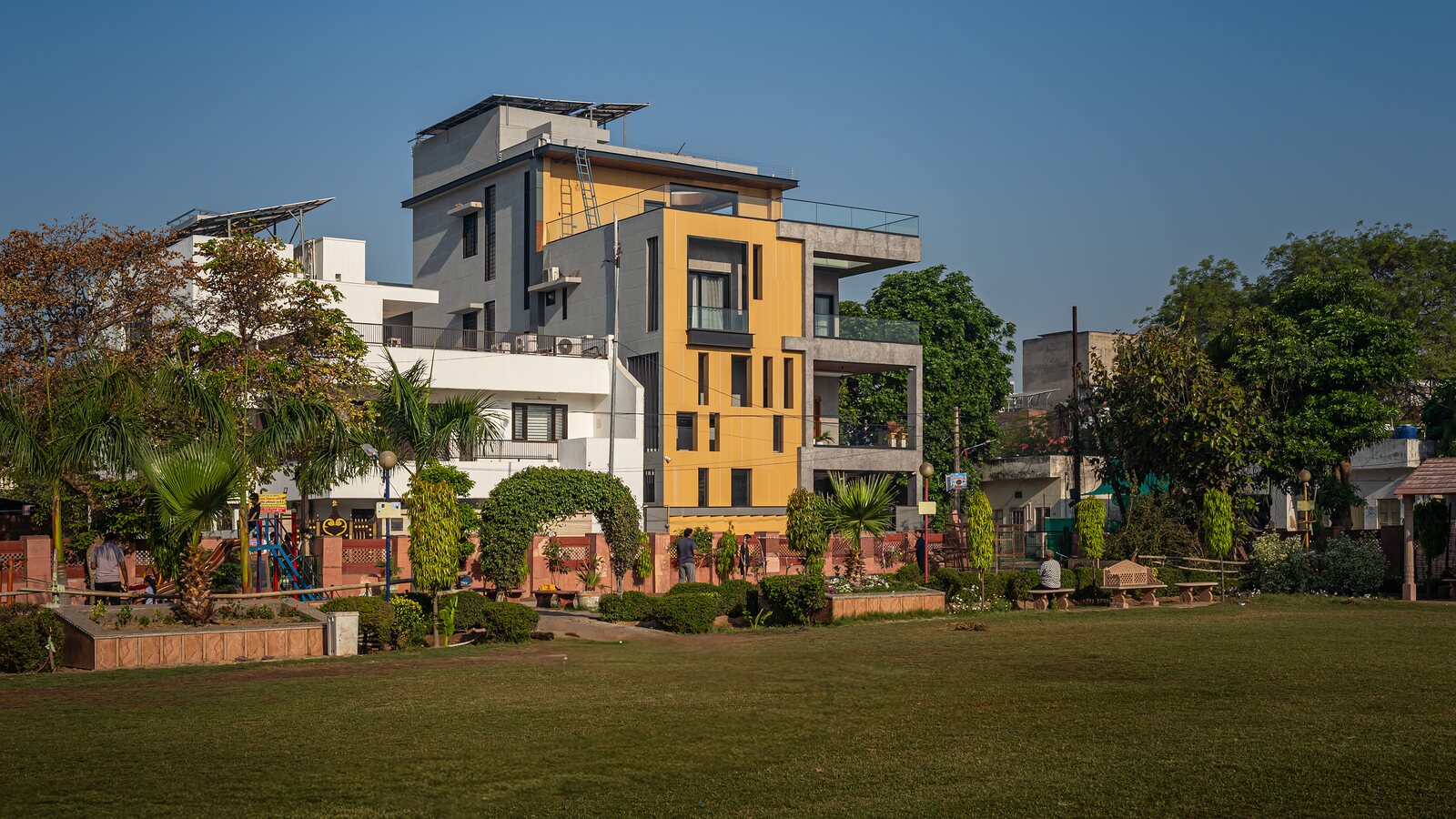 Navkar Villa, the house in its garden at Agra.