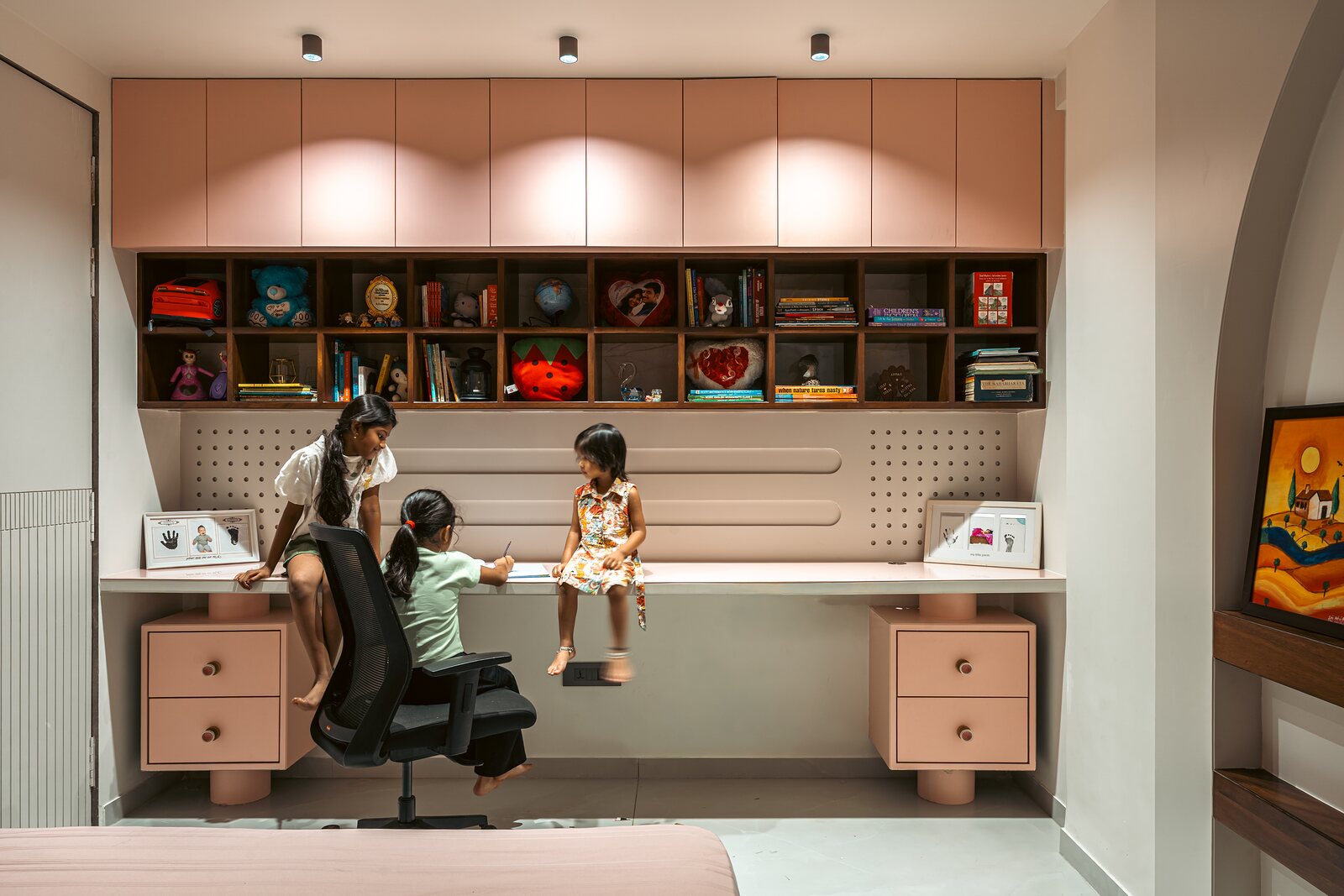 The children's study, built into the wall.